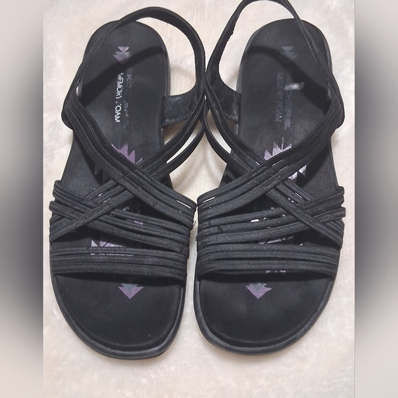 Skechers Black Casual Sandals with X-Pattern Straps - Picture 1 of 6